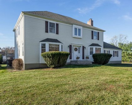 8 FIELDSTONE PL, Raritan Twp.