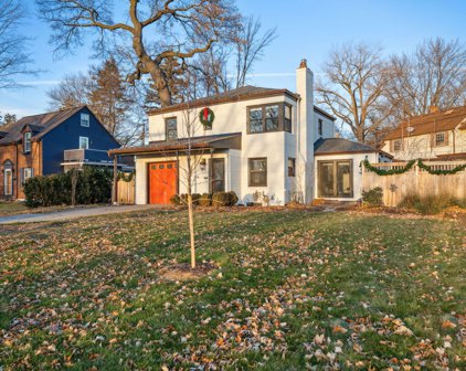 1688 Mississippi River Boulevard S, Saint Paul