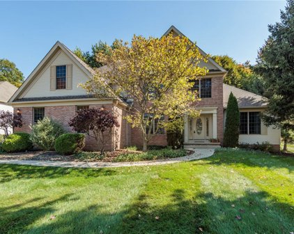 16897 Watercrest, North Royalton