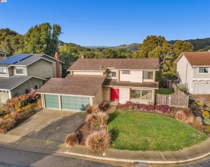 6070 Slopeview, Castro Valley