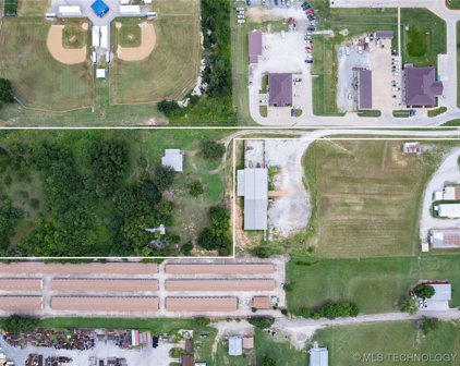 1813 N Broadway, Ada
