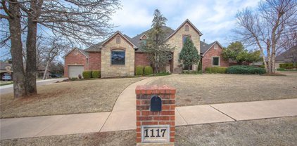 1117 Clear Creek Circle, Edmond