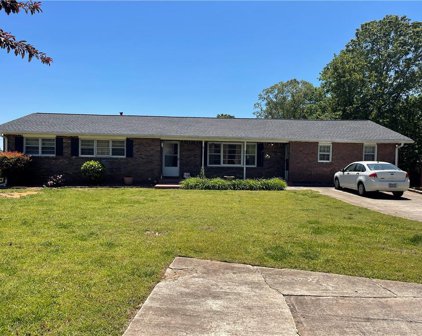 3174 Ridge Road, Canton