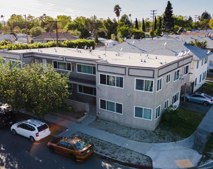 5851  Whitnall Hwy, North Hollywood