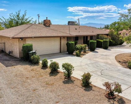 15889 Wyandot Road, Apple Valley