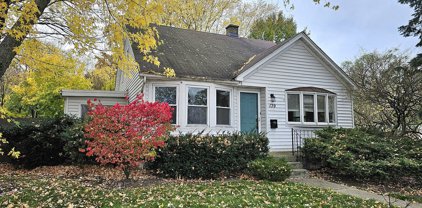 139 N Butterfield Road, Libertyville