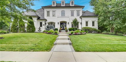 5525 GOLDEN BEAR Drive, Overland Park