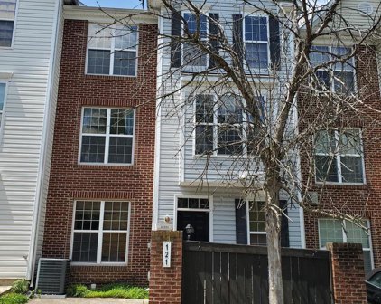 121 Whiskey Creek Cir, Frederick