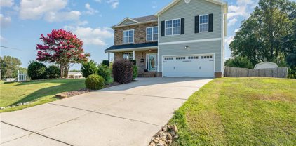 5195 Sheffield Place Drive, Kernersville
