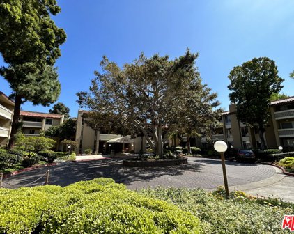 1855  Diamond St Unit 5-327, San Diego
