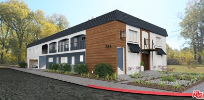 724 N Howard St, Glendale