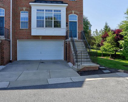 9853 Snow Bird Ln, Laurel