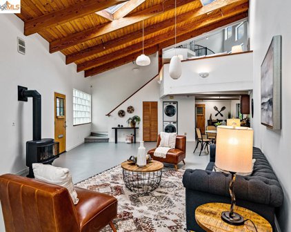 4525 Adeline St 2, Emeryville