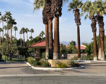 675 N Los Felices W Circle J201, Palm Springs
