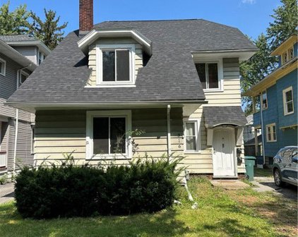 316 Lake View  Park, Rochester City-261400