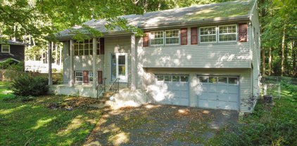 5 Loughberry Road, Saratoga Springs