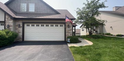 4857 Snowcap, Loves Park