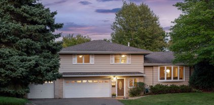 2460 Zealand Avenue N, Golden Valley