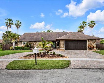 12100 Nw 14th St, Pembroke Pines