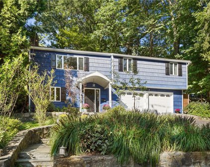845 Harriman Road, Greenburgh