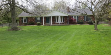 4416 N Camden Ln, Crestwood