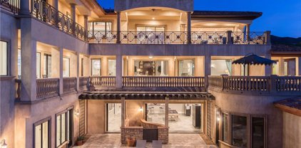 8 Rue Mediterra Drive, Henderson
