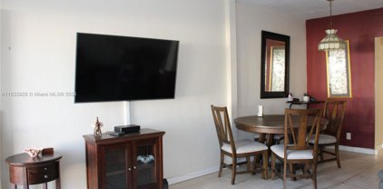 900 Sw 11th Ave Unit #5C, Hallandale Beach