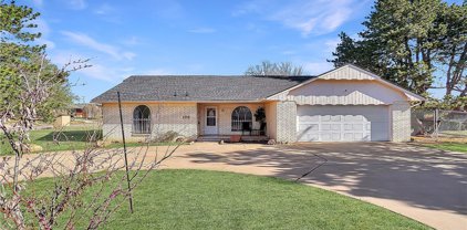 100 Sunset Circle, Elk City