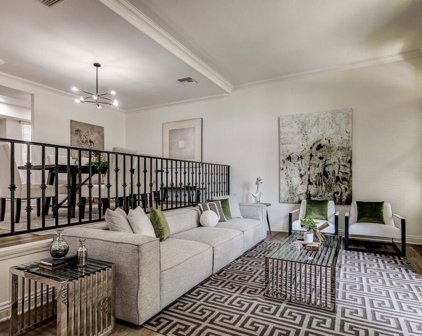 681 S Norton Avenue Unit 103, Los Angeles