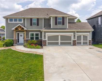 9605 N Elm Court, Kansas City