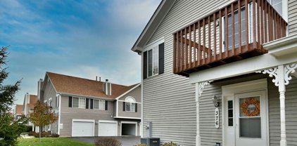 376 Sandhurst Lane Unit #376, South Elgin