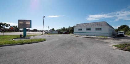 4535 Tamiami Trl, Port Charlotte