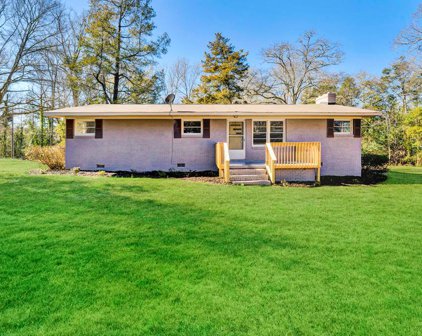 19 Abbeville St., Due West