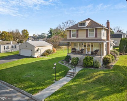 2240 Monroe Ave, Reading