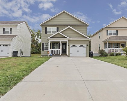 225 Heritage Crossing Drive, Maryville