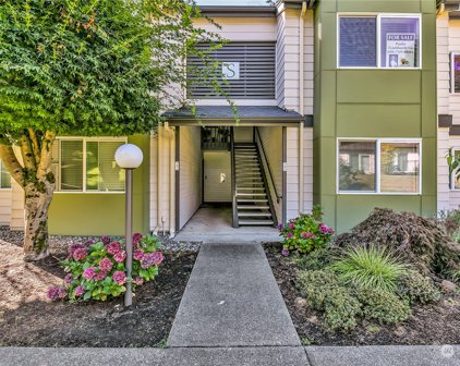 31500 33rd Place SW Unit #S 202, Federal Way