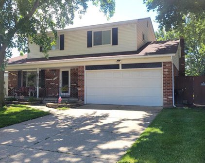 4024 Chapman, Sterling Heights