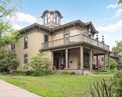 2325 Pillsbury Avenue S, Minneapolis