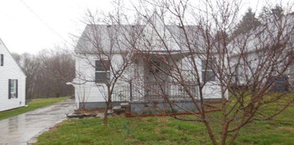 78 Highland Manor Dr, Shelbyville