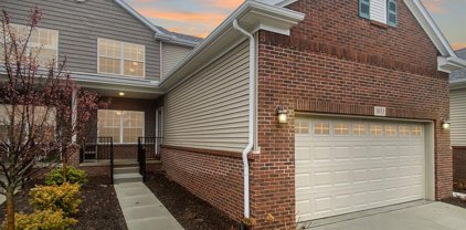 3033 BRAMPTON, Auburn Hills