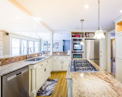 267 Myrtle St, Ashland
