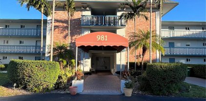 981 Hillcrest Ct Unit #114, Hollywood