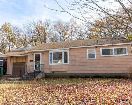 97 Tracy Drive, Burlington