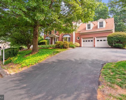12114 Sandy Ct, Herndon