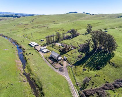 28200 State Route 1, Tomales