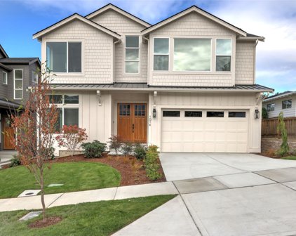 1014 N 33rd Place, Renton