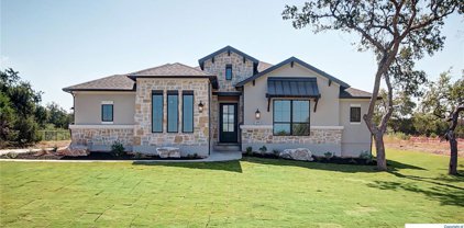475 Curvatura, New Braunfels