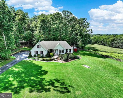 19440 Vernon Rd, White Hall