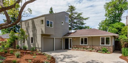 161 Walter Hays DR, Palo Alto