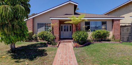 5037 W 119th Place, Hawthorne